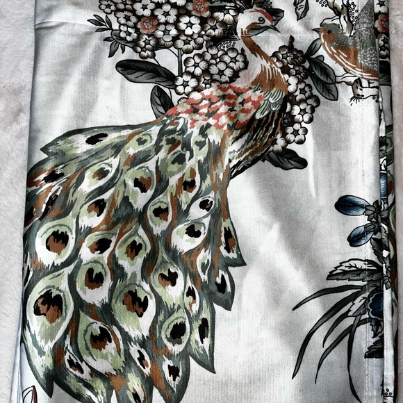 1-NWT CALLISTO HOME PEACOCK PRINT CURTAINS SET OF 2 PANELS SIZE 38”x 96” - Picture 10 of 16